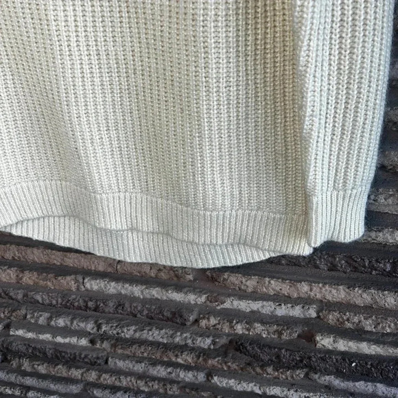 Banana Republic Ivory Italian Wool Yarn Blend Hi Lo Sweater - Picture 6 of 7